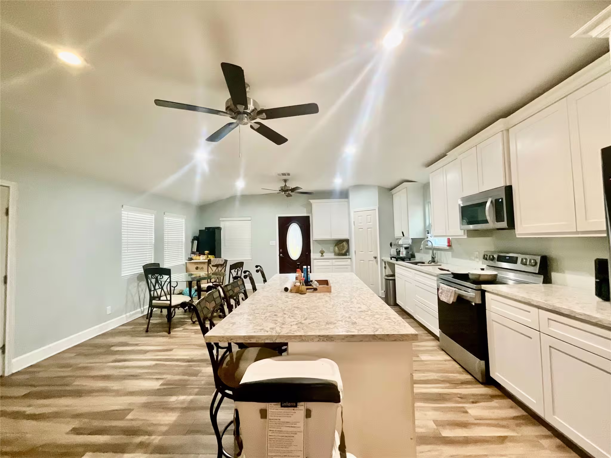 Photo 5 of 9213 Madera Road, Houston, TX