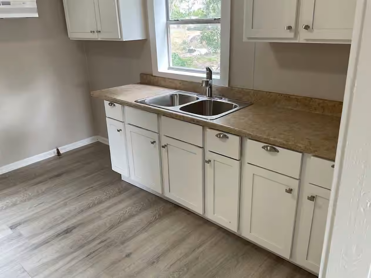 Photo 5 of 1004 Harlem Street, El Campo, TX