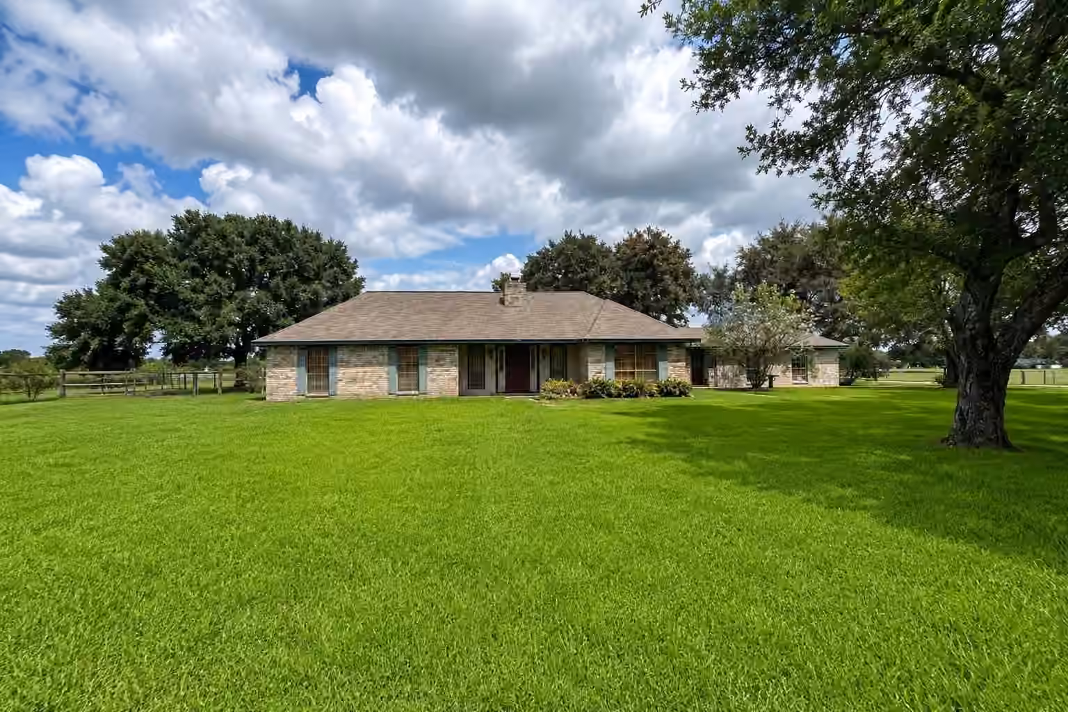 Photo 2 of 8696 Moravian Drive, Sealy, TX