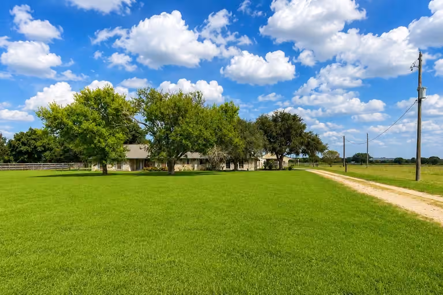 Photo 3 of 8696 Moravian Drive, Sealy, TX