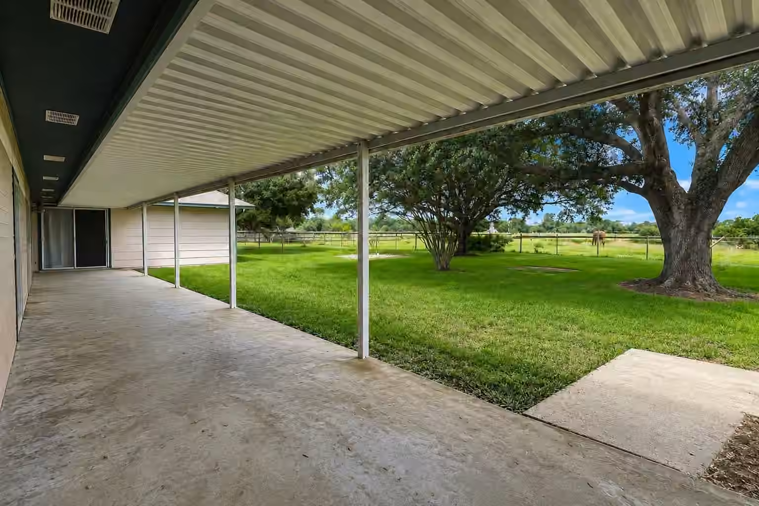 Photo 7 of 8696 Moravian Drive, Sealy, TX