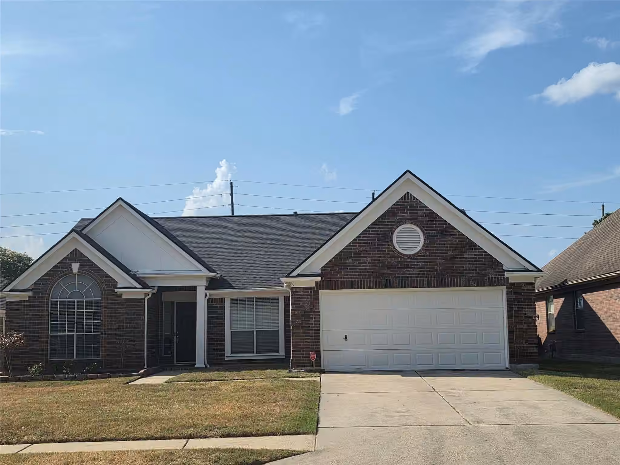 Photo 2 of 7127 Oak Walk Drive, Humble, TX
