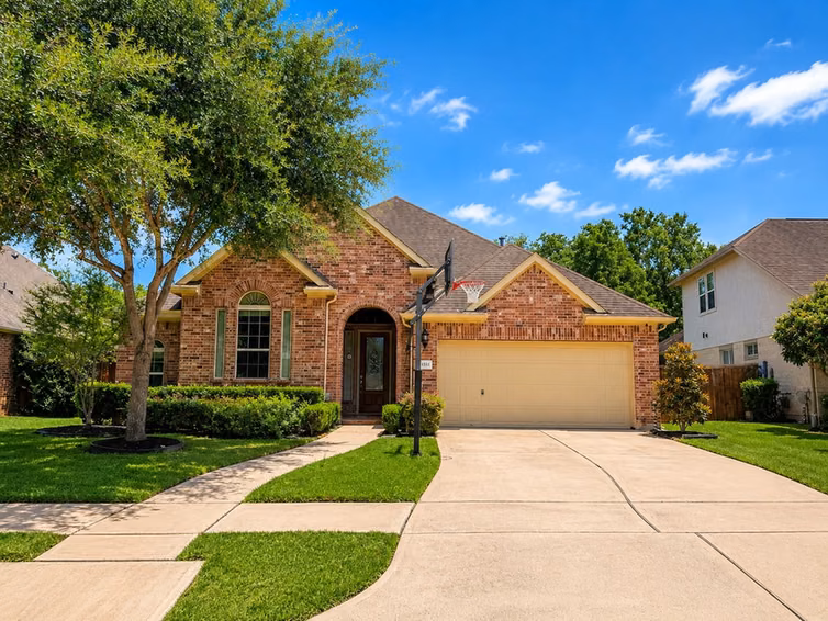Photo of 5811 Caper Shores Lane, Sugar Land, TX