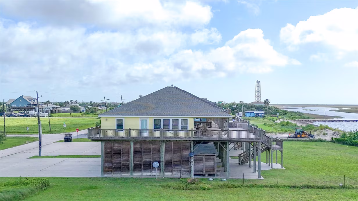 Photo 6 of 1508 Galveston Avenue, Port Bolivar, TX