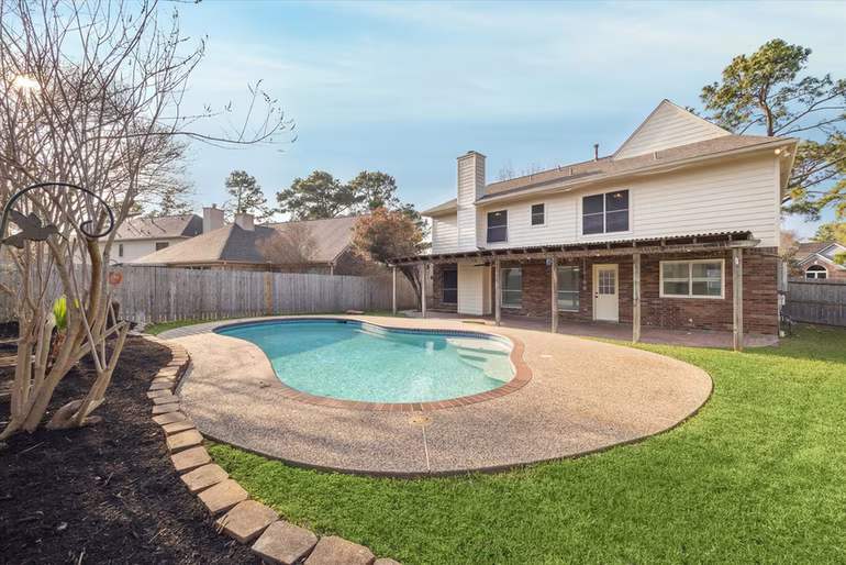 Photo 5 of 18035 Berry Branch Drive, Houston, TX