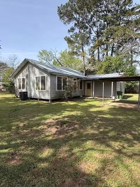 Photo 4 of 411 Sherwood Street E, Cleveland, TX
