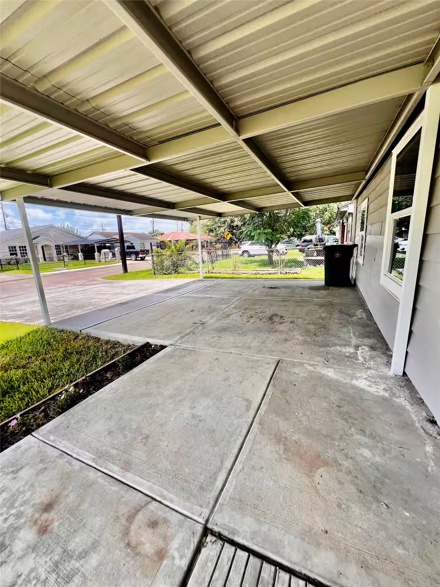 Photo 5 of 2307 Windsor Lane, Pasadena, TX