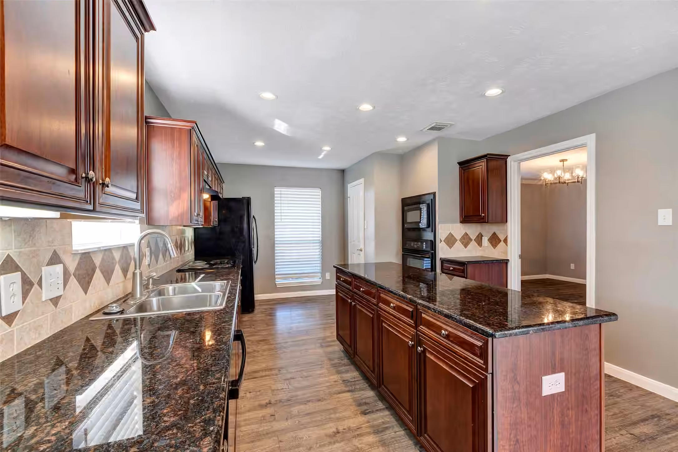 Photo 7 of 11514 Tara Place, Pearland, TX