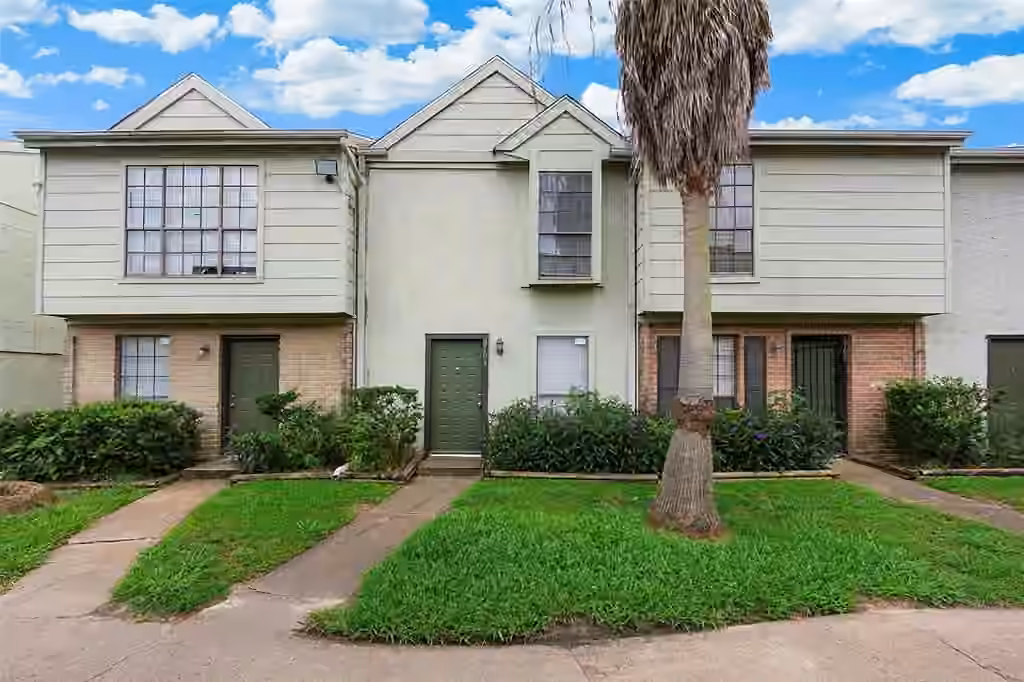 Photo of 8704 Victorian Village Drive 8704, Houston, TX 77071