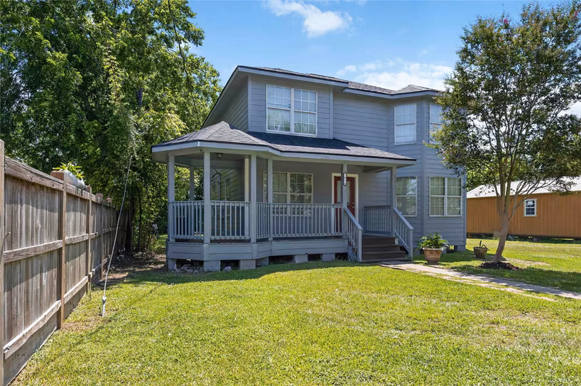 Photo 2 of 7436 Harlem Street, Baytown, TX