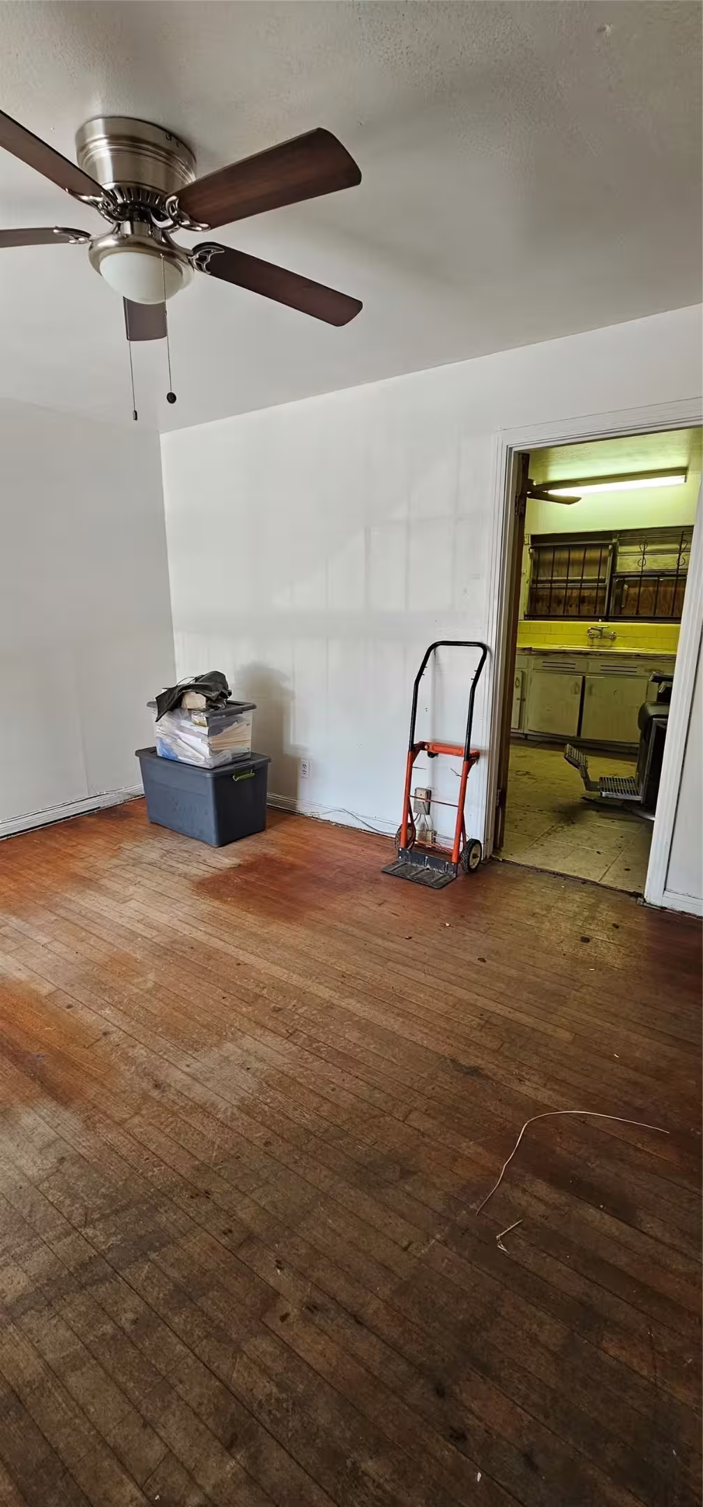 Photo 5 of 5703 Belneath Street, Houston, TX