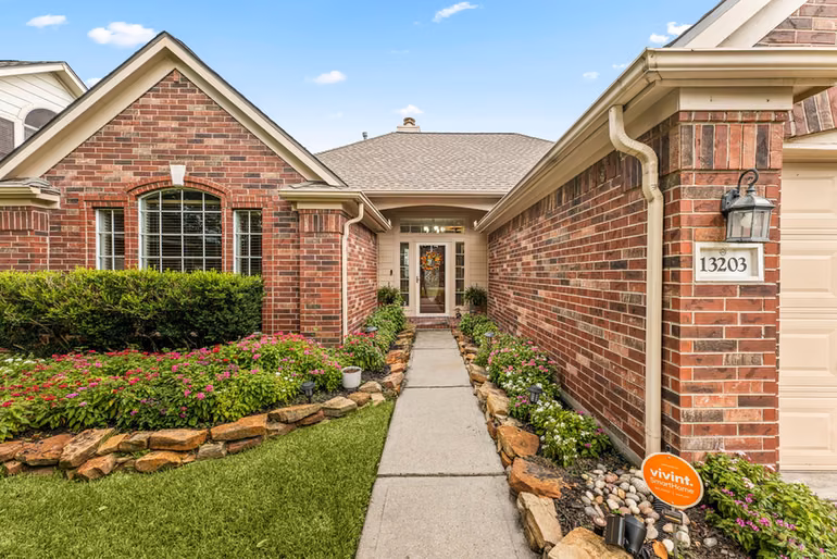 Photo 5 of 13203 Durbridge Trail Drive, Houston, TX