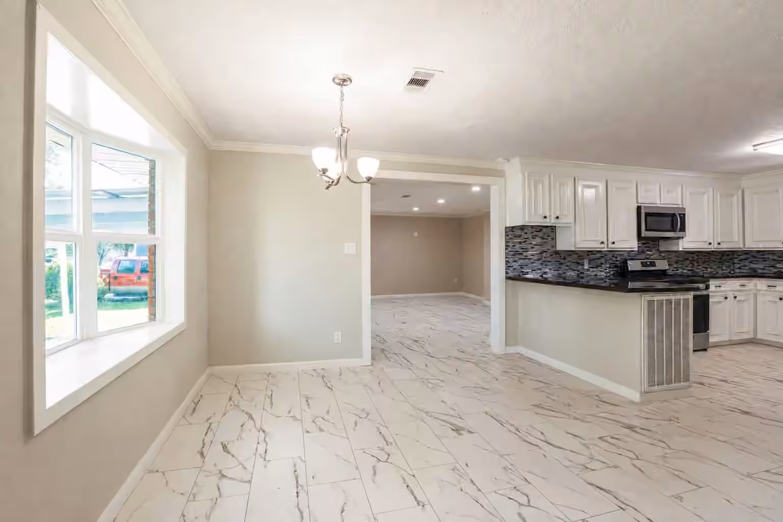 Photo 5 of 1307 9th Street, Galena Park, TX