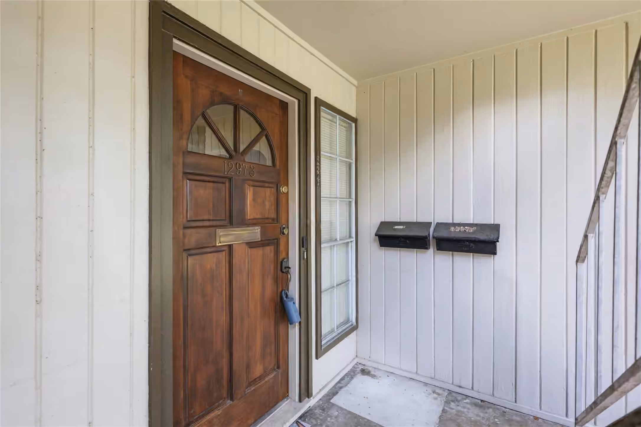Photo 4 of 12973 Trail Hollow Drive 2973, Houston, TX