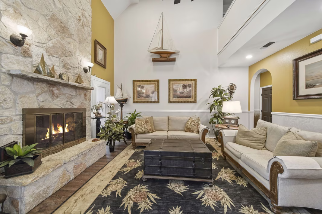 Photo 5 of 1036 Shirley Oaks Street, Columbus, TX