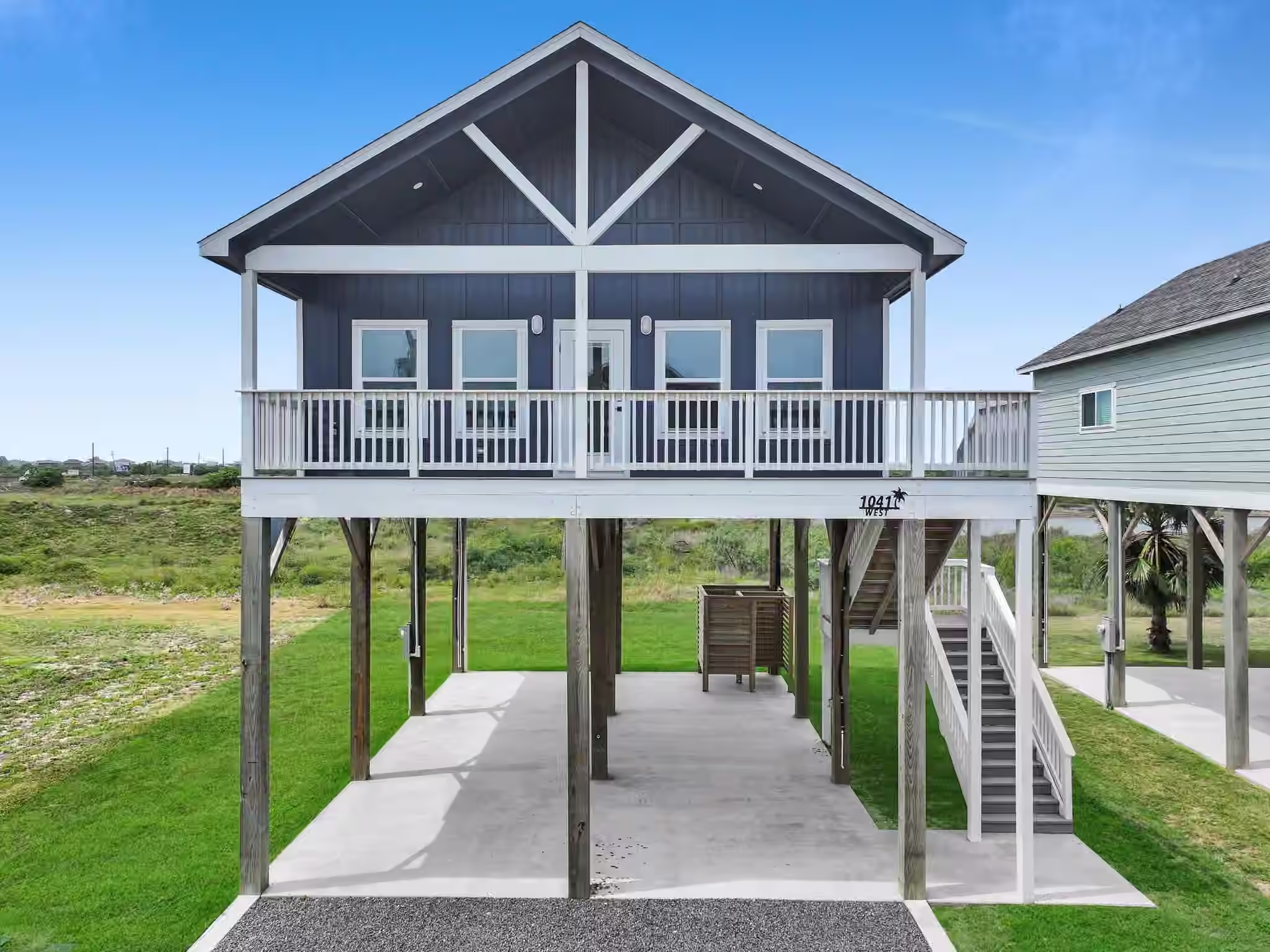 Photo of 1042 Victoria Lane, Gilchrist, TX 77617