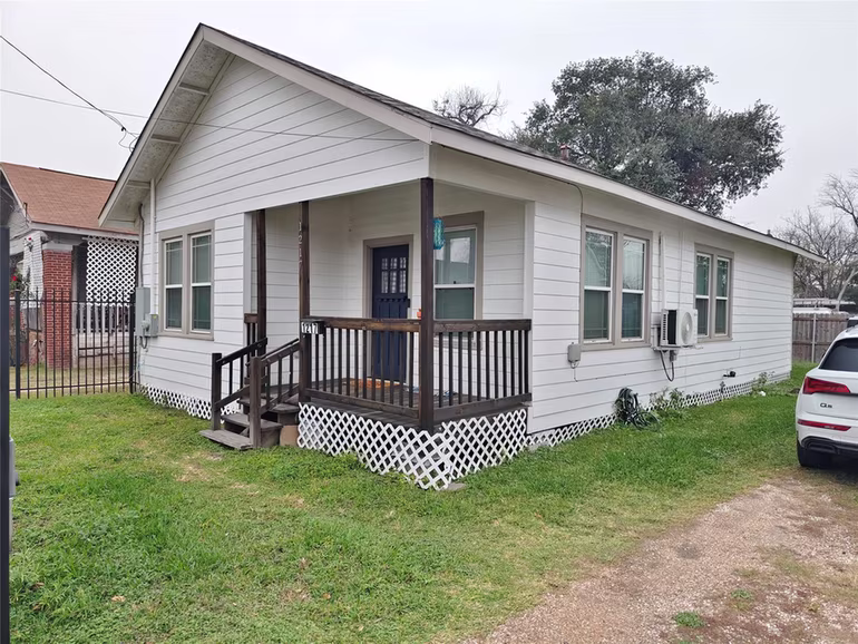 Photo 5 of 1217 Campbell Street, Houston, TX