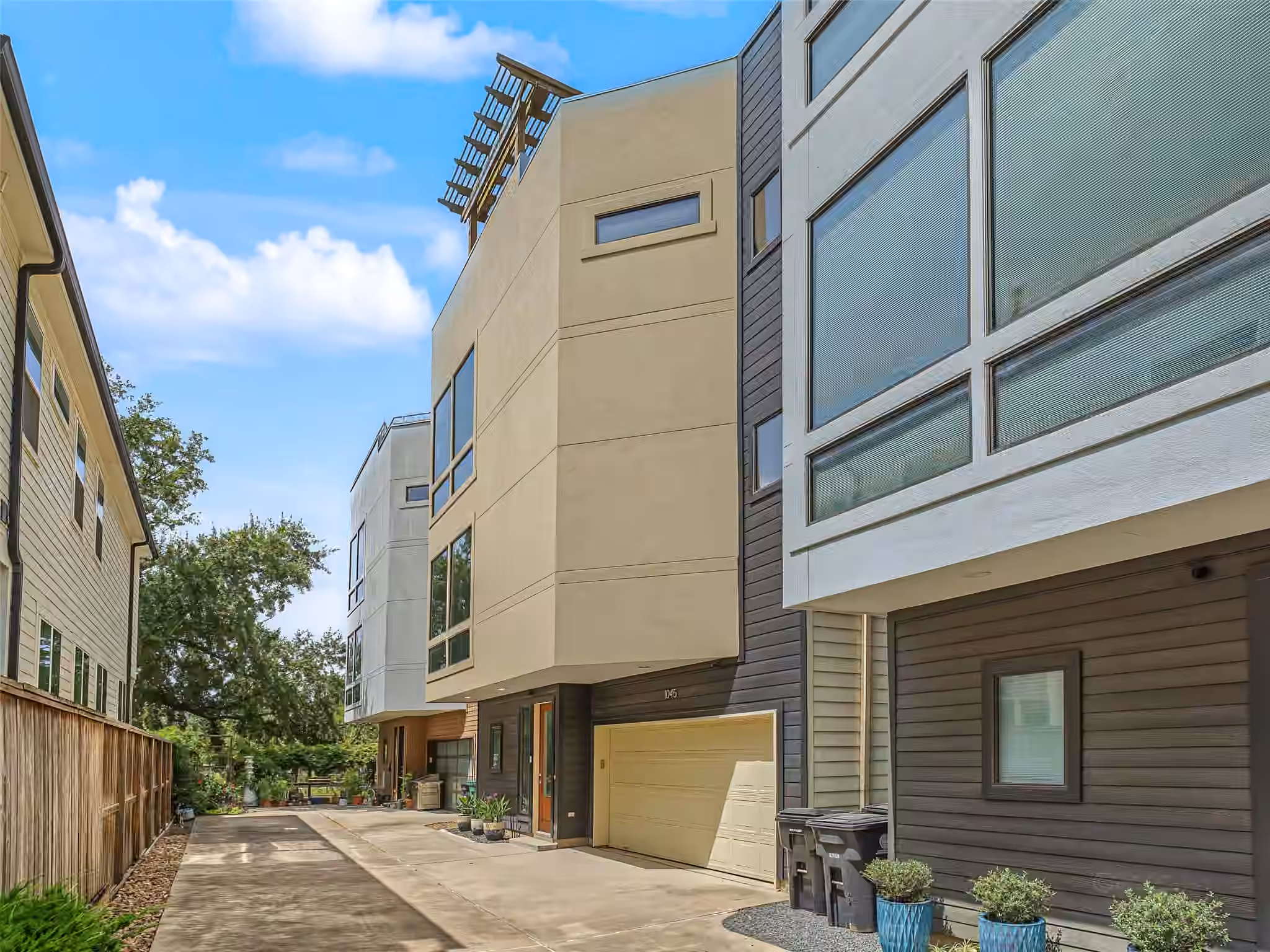 Photo 3 of 1045 Voight Street, Houston, TX