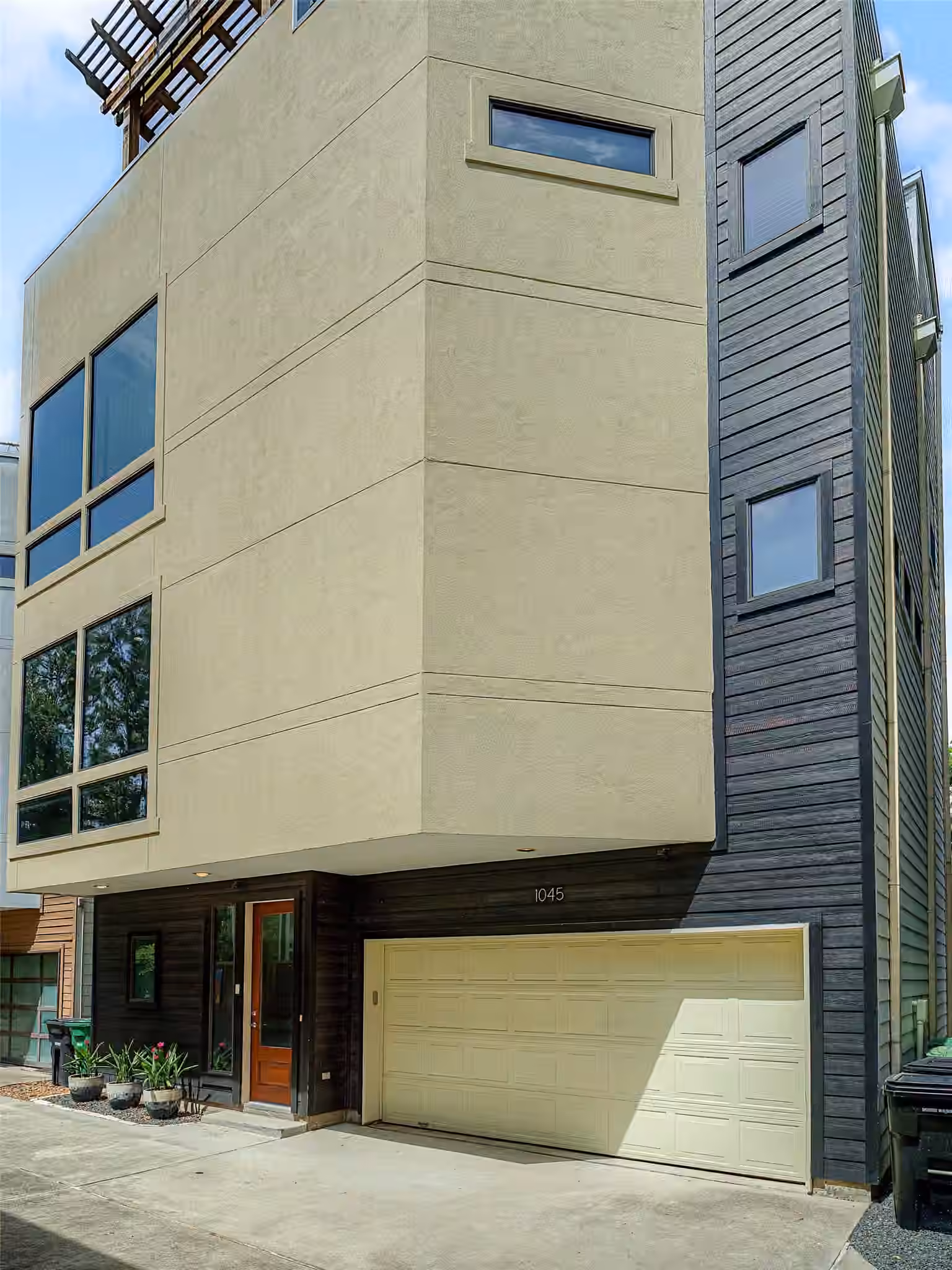 Photo 4 of 1045 Voight Street, Houston, TX