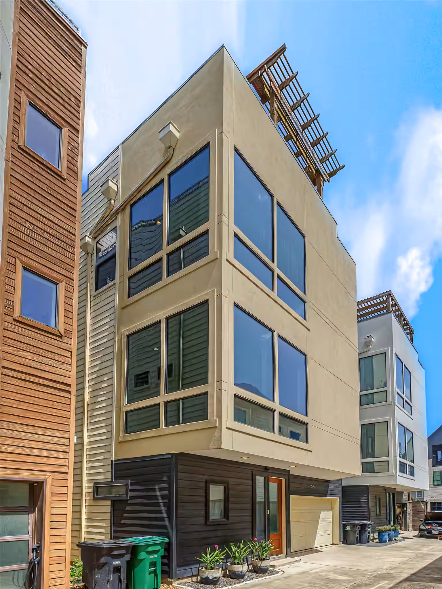 Photo 5 of 1045 Voight Street, Houston, TX