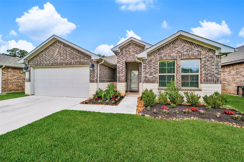 Photo of 2326 Strong Horse Drive, Conroe, TX 77301