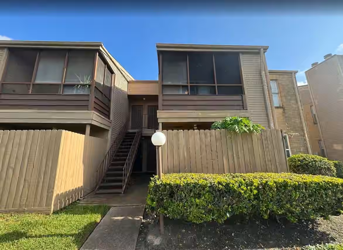 Photo of 10555 Turtlewood Court 2609, Houston, TX 77072