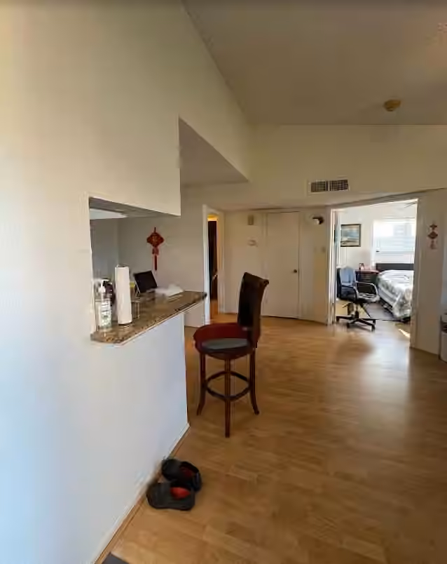 Photo 6 of 10555 Turtlewood Court 2609, Houston, TX