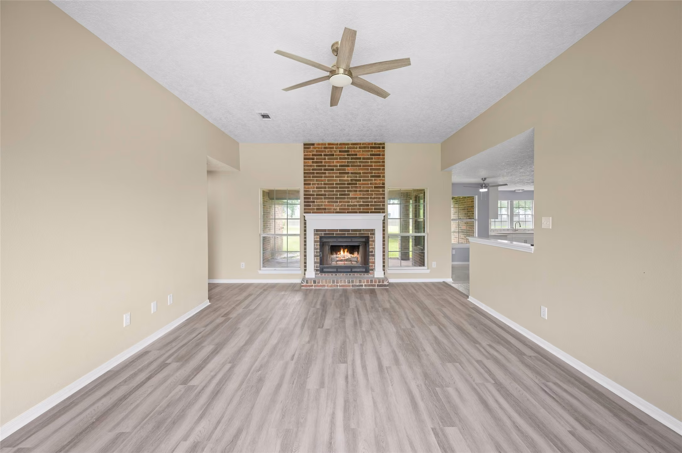 Photo 4 of 4807 Joe Patch Road, Baytown, TX