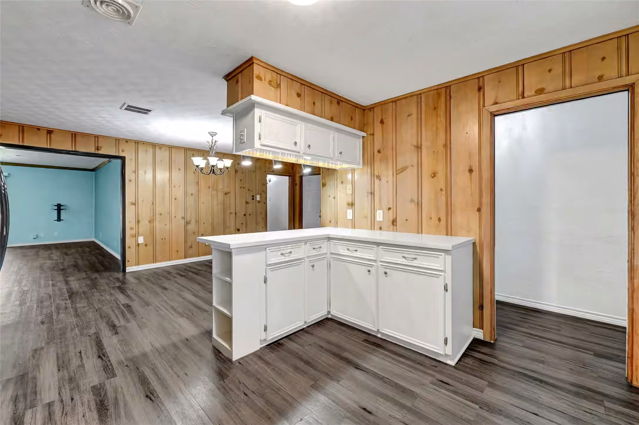 Photo 6 of 3202 Mckinney Drive, La Marque, TX