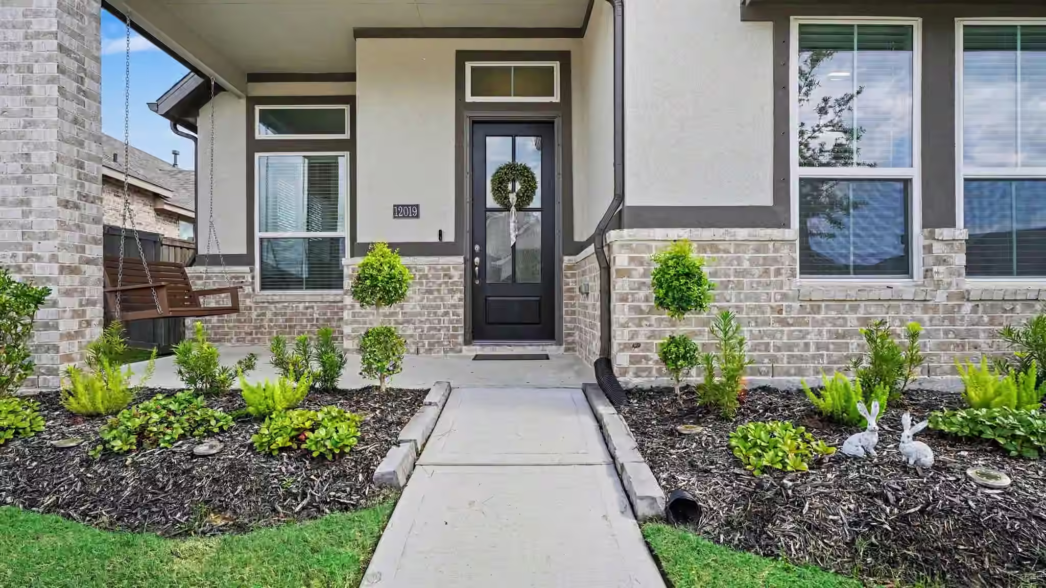 Photo 3 of 12019 Perch Drive, Mont Belvieu, TX