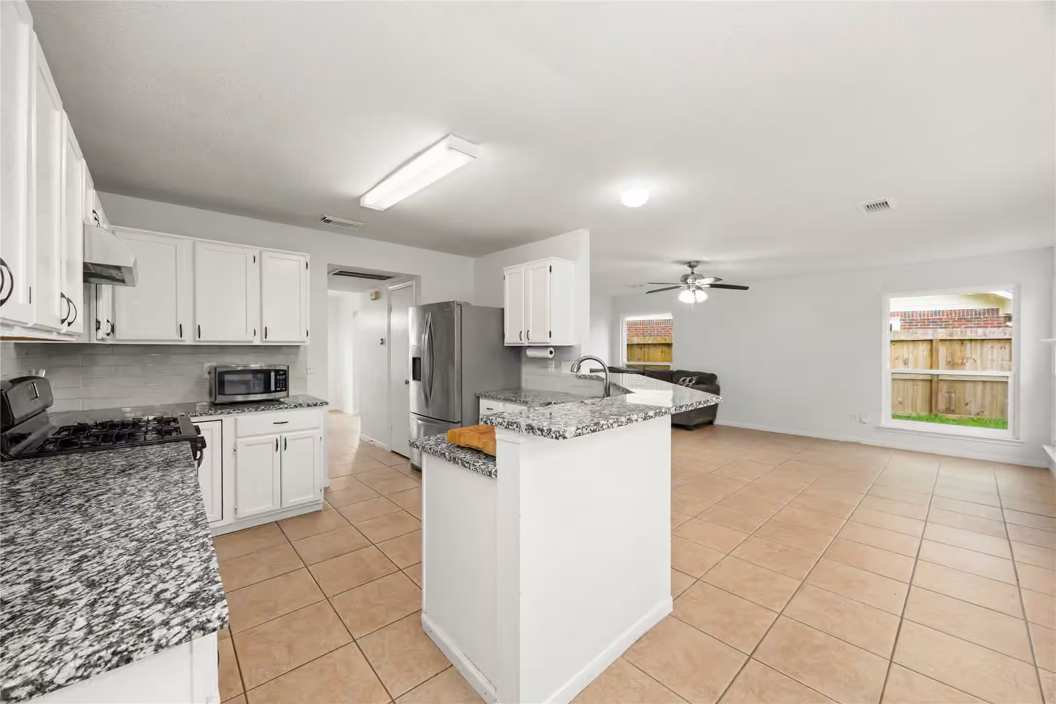 Photo 6 of 6322 Northland Drive, Houston, TX