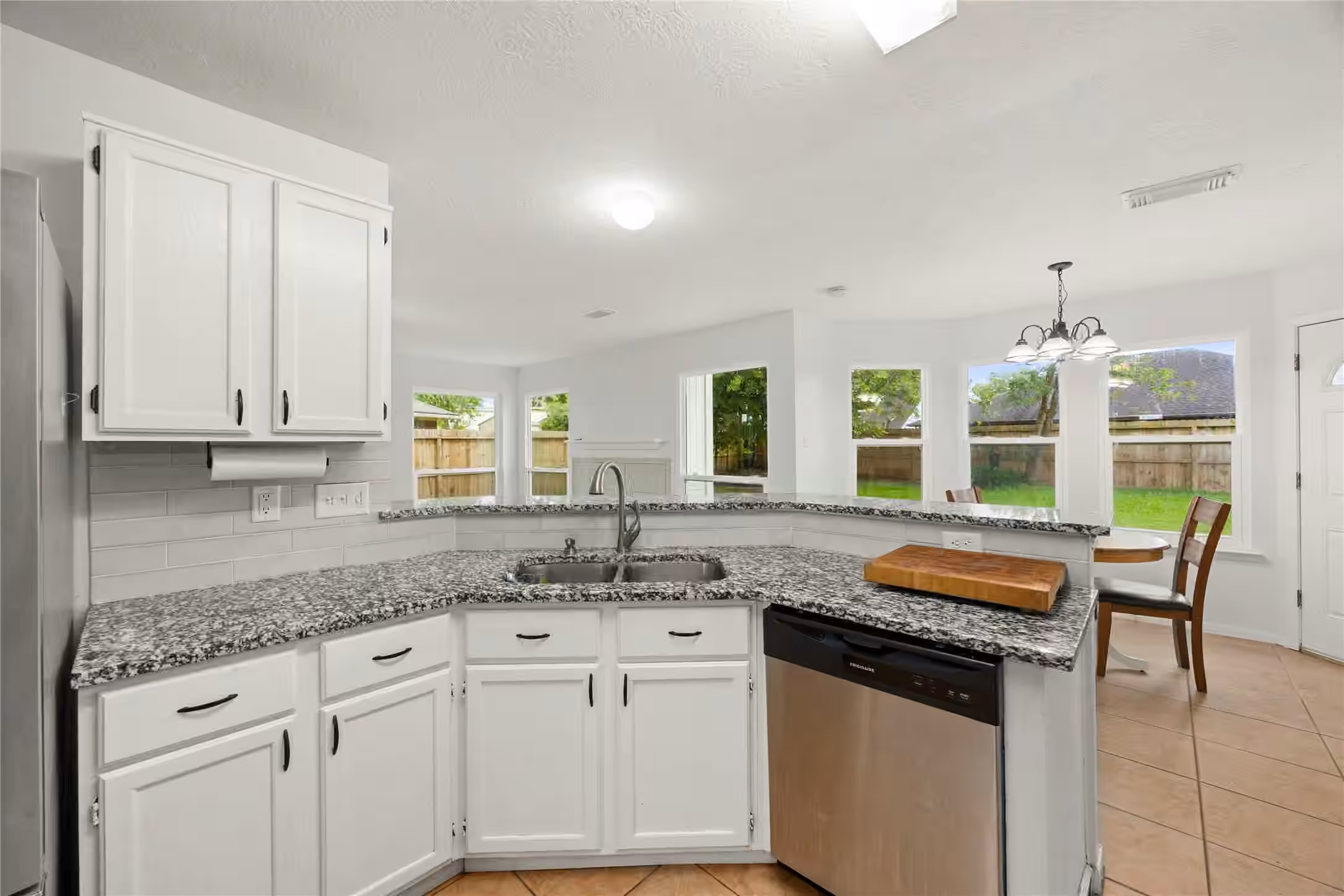 Photo 7 of 6322 Northland Drive, Houston, TX