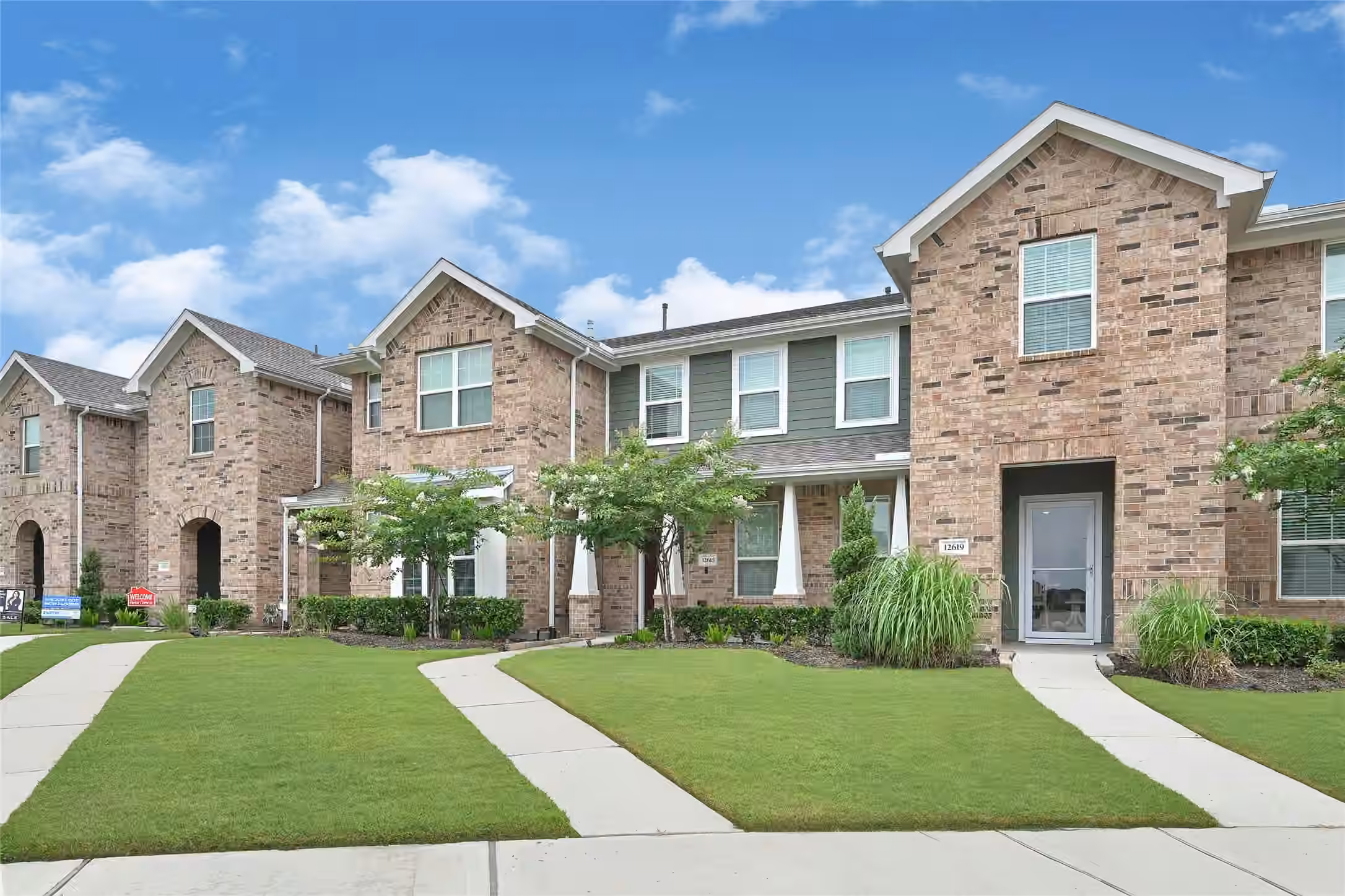 Photo 2 of 12615 Taymouth Manor Drive, Humble, TX