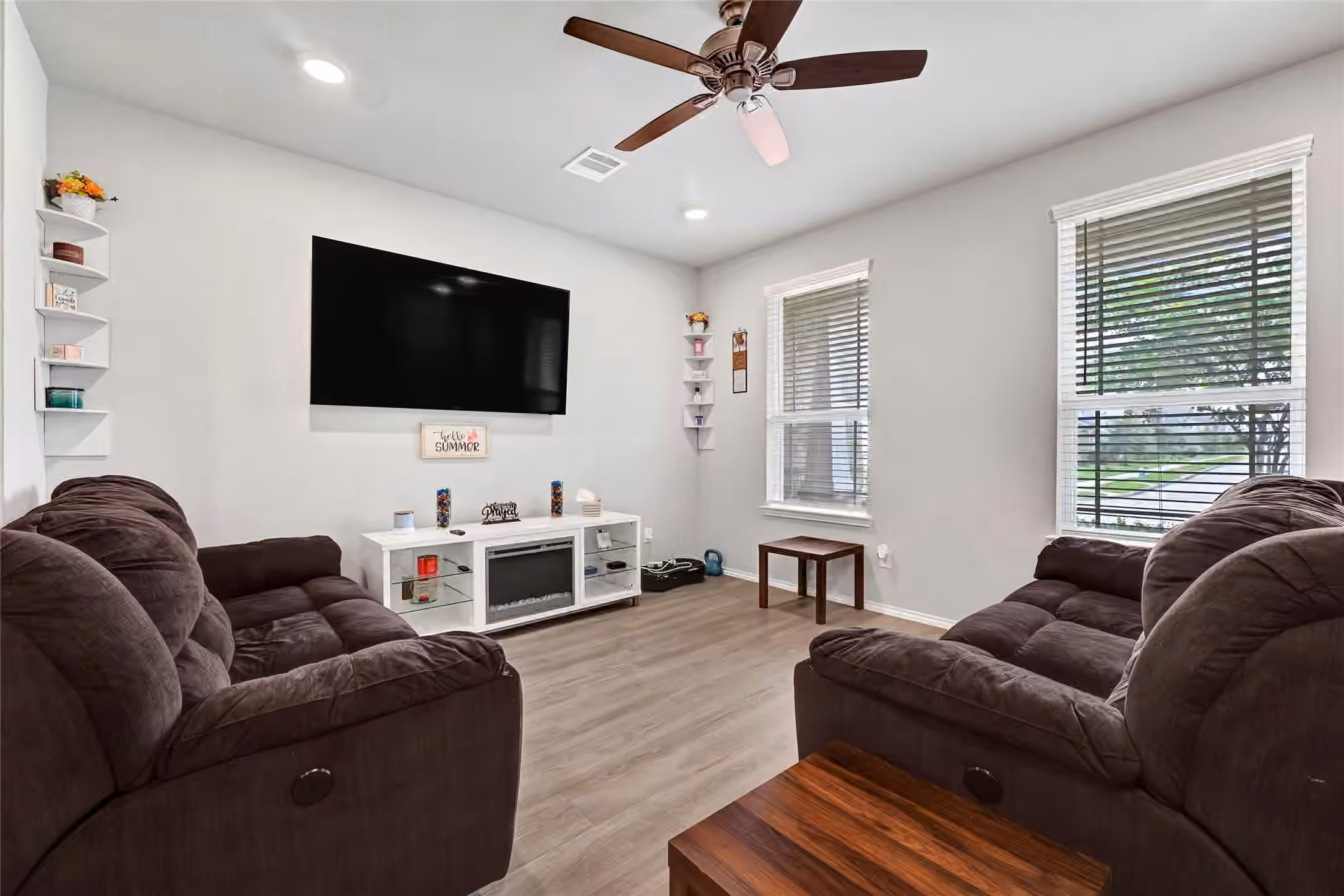Photo 5 of 12615 Taymouth Manor Drive, Humble, TX