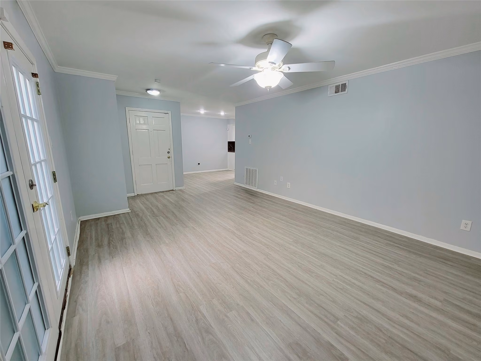 Photo 2 of 7900 Westheimer Road 255, Houston, TX