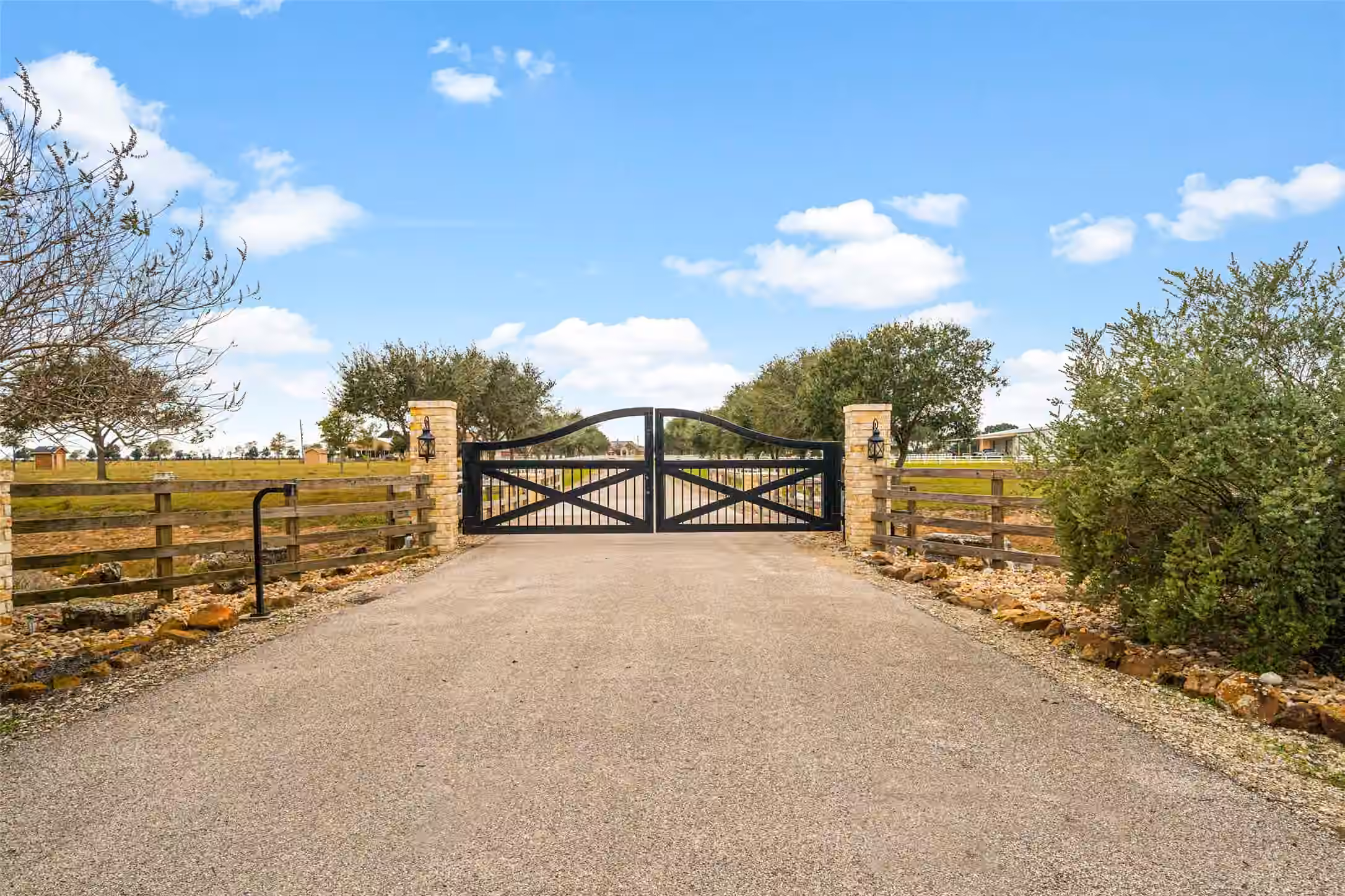Photo of 32027 Meadow View Lane, Waller, TX