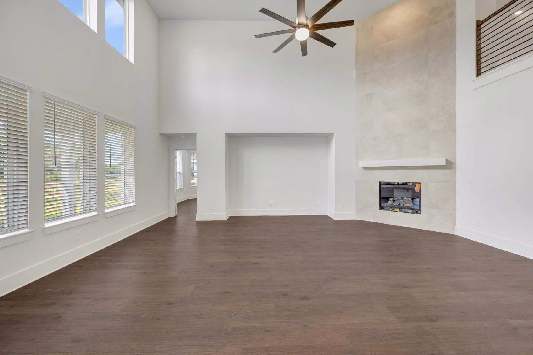 Photo 3 of 419 6th Street, Magnolia, TX