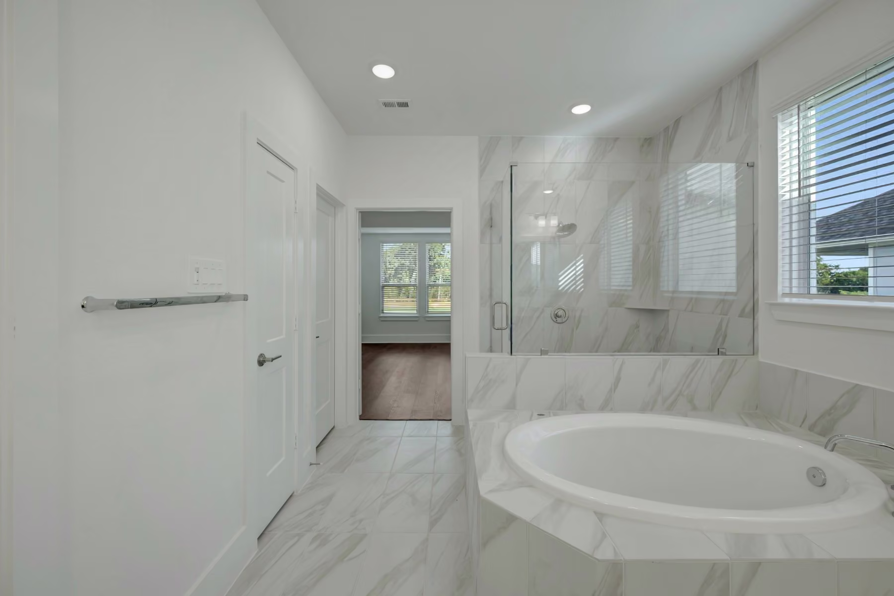Photo 5 of 419 6th Street, Magnolia, TX