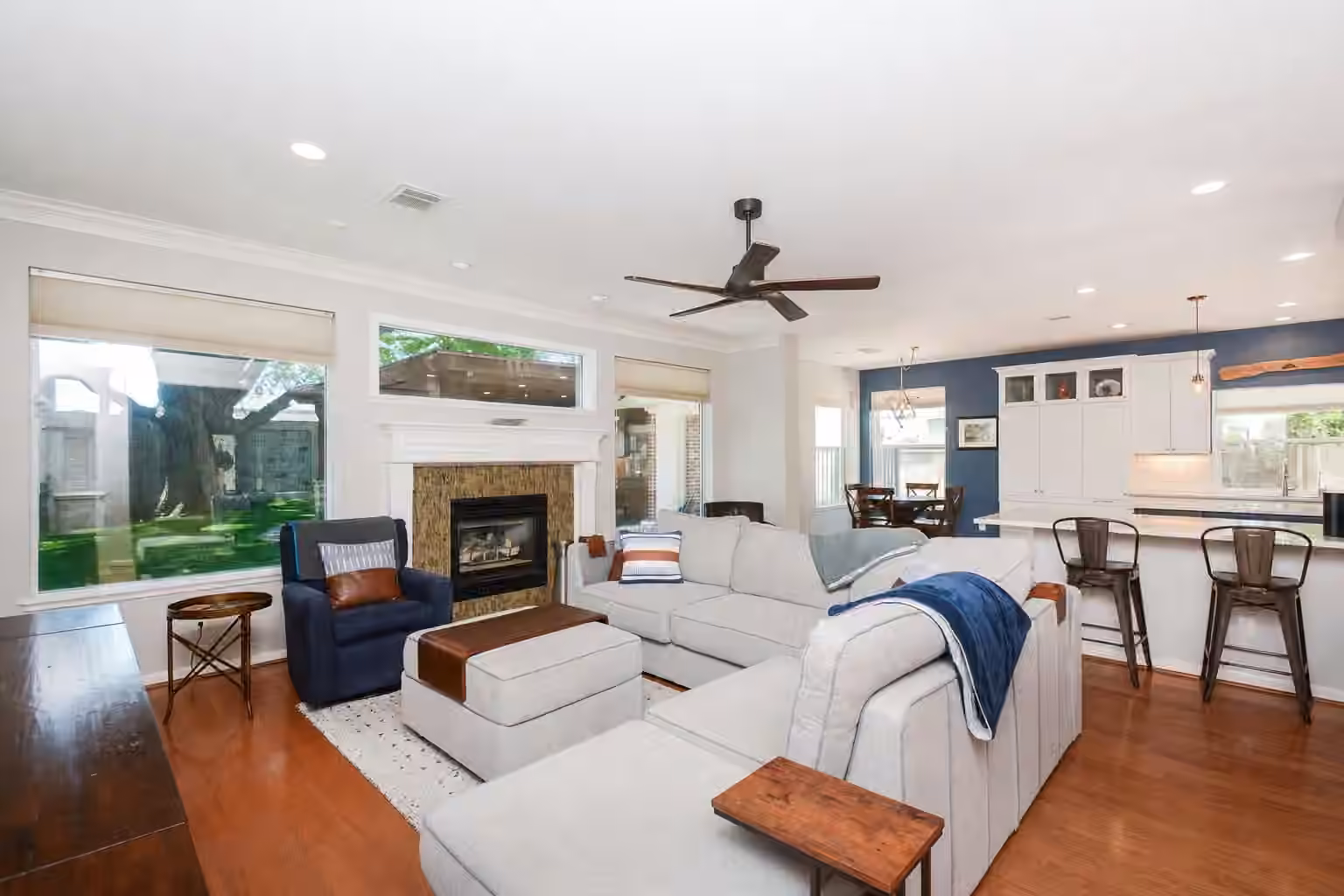 Photo 7 of 19 Oakmere Place, Sugar Land, TX