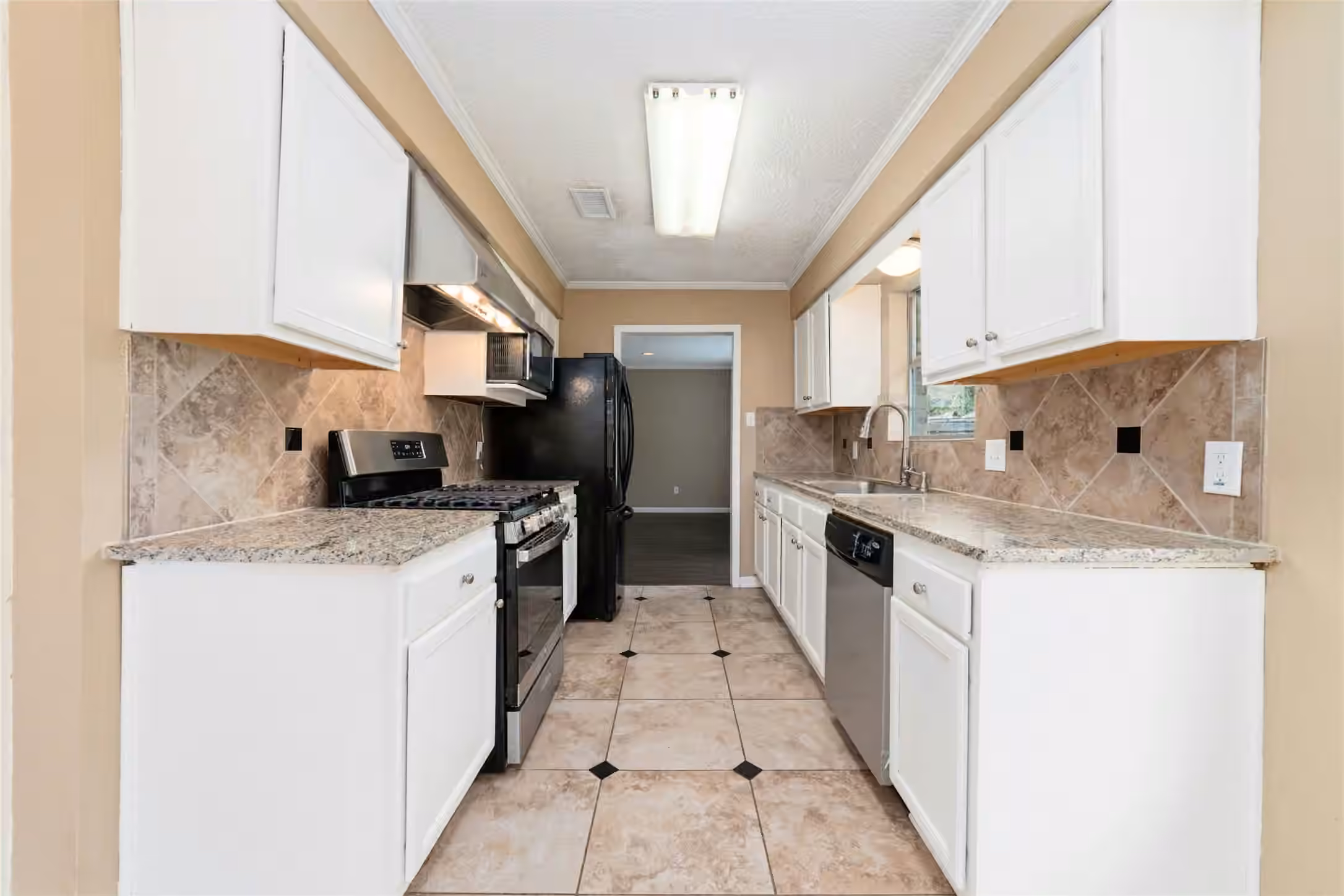 Photo 5 of 17118 Camberwell Green Lane, Houston, TX