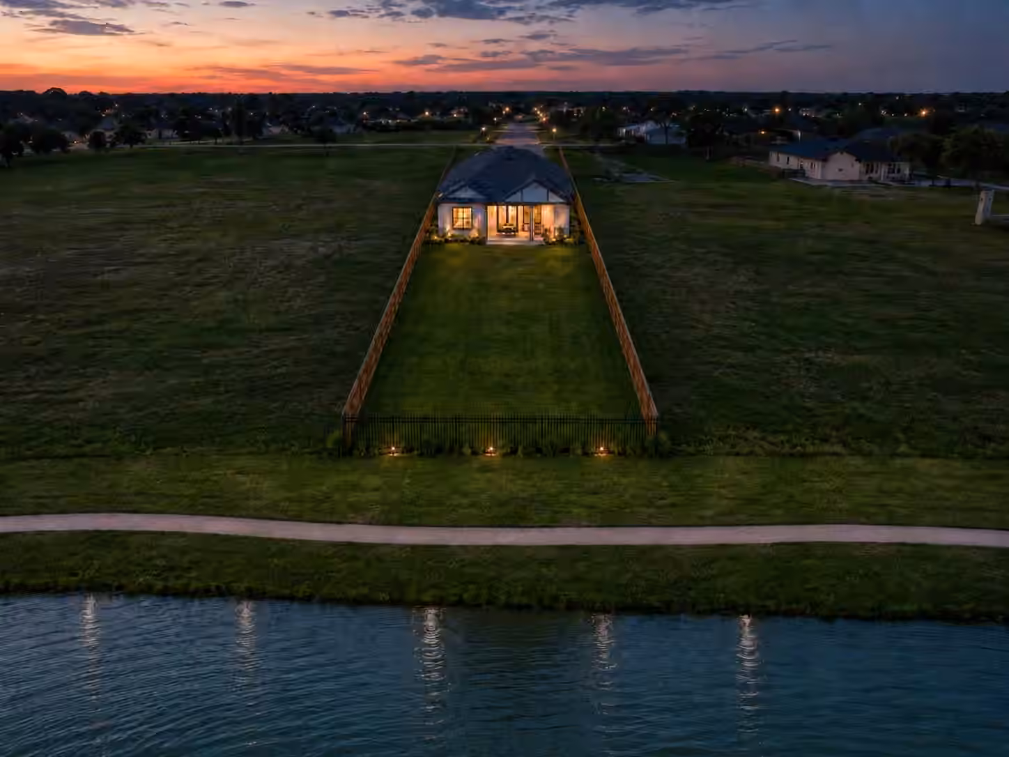 Photo 3 of 17035 Brine Pool Lane, Crosby, TX