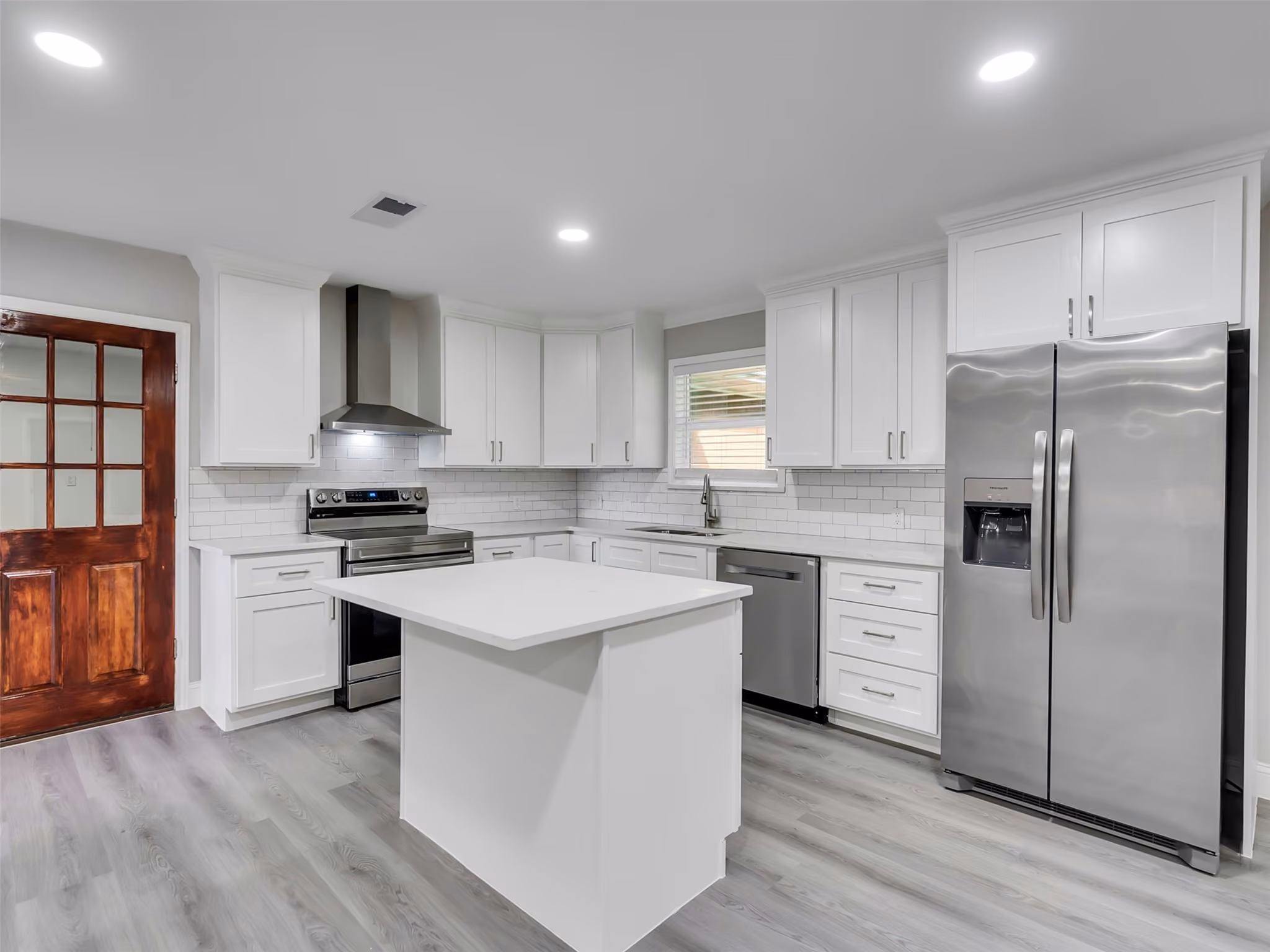 Photo 7 of 203 22nd Avenue N, Texas City, TX