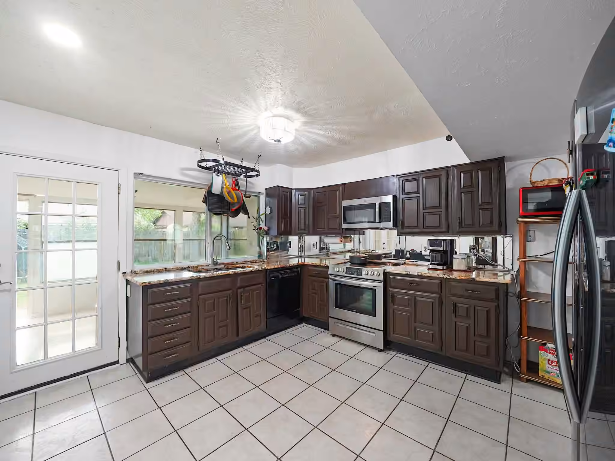 Photo 7 of 5406 Lerwick Drive, Houston, TX