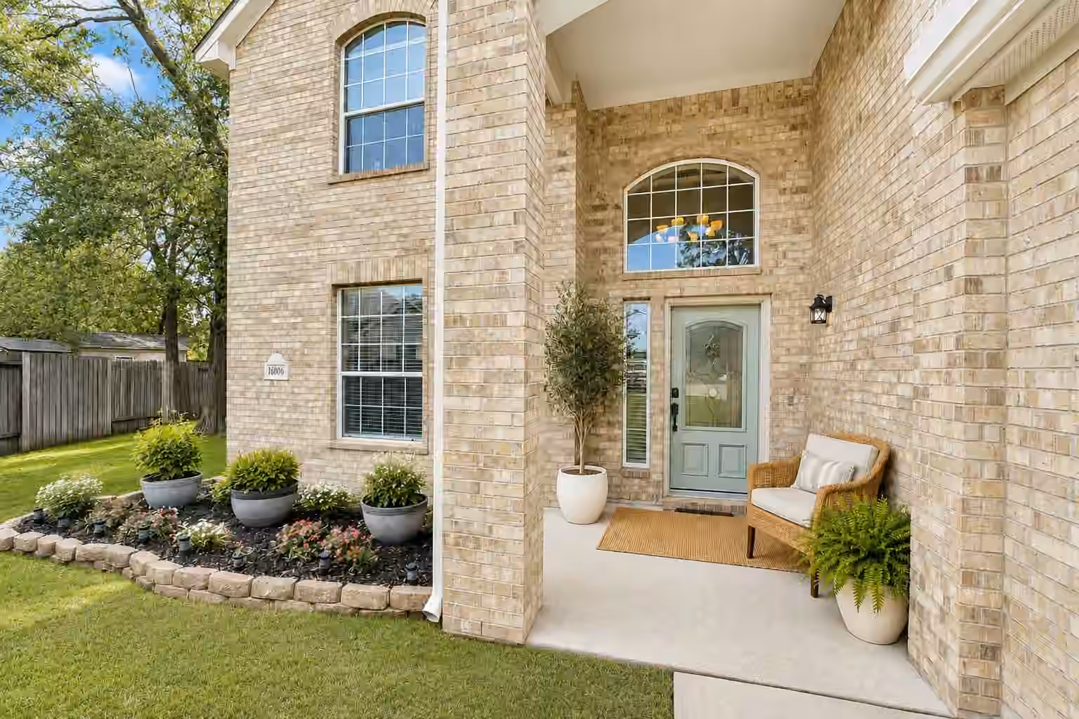 Photo 2 of 16806 Harbor Mist Court, Crosby, TX