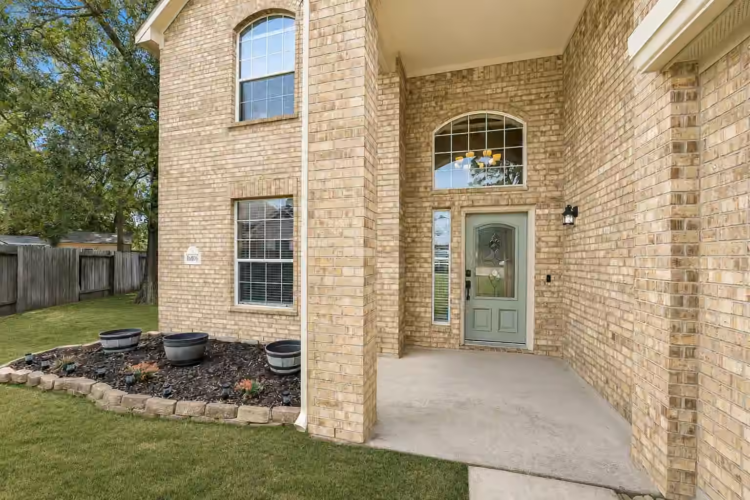 Photo 3 of 16806 Harbor Mist Court, Crosby, TX
