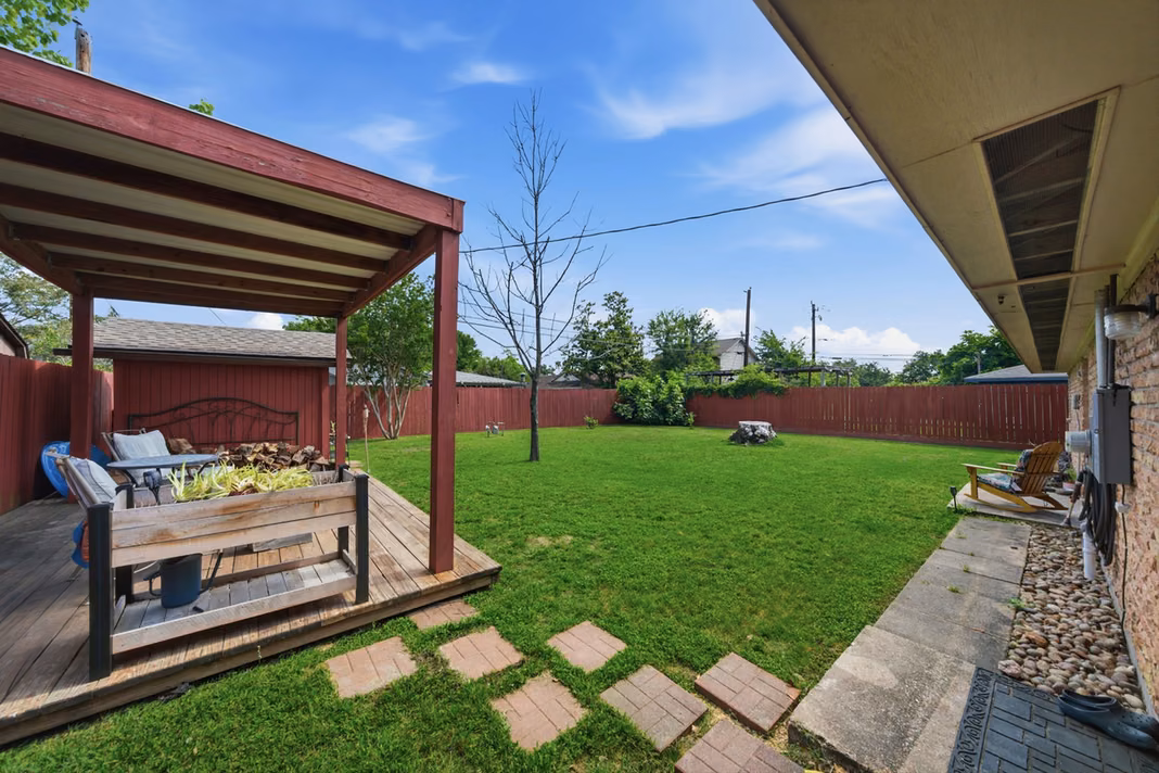 Photo 2 of 5506 Cheshire Lane, Houston, TX
