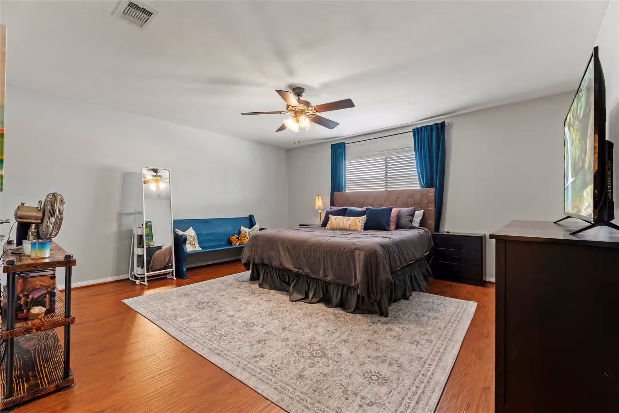 Photo 6 of 5343 Richmond Avenue 30, Houston, TX