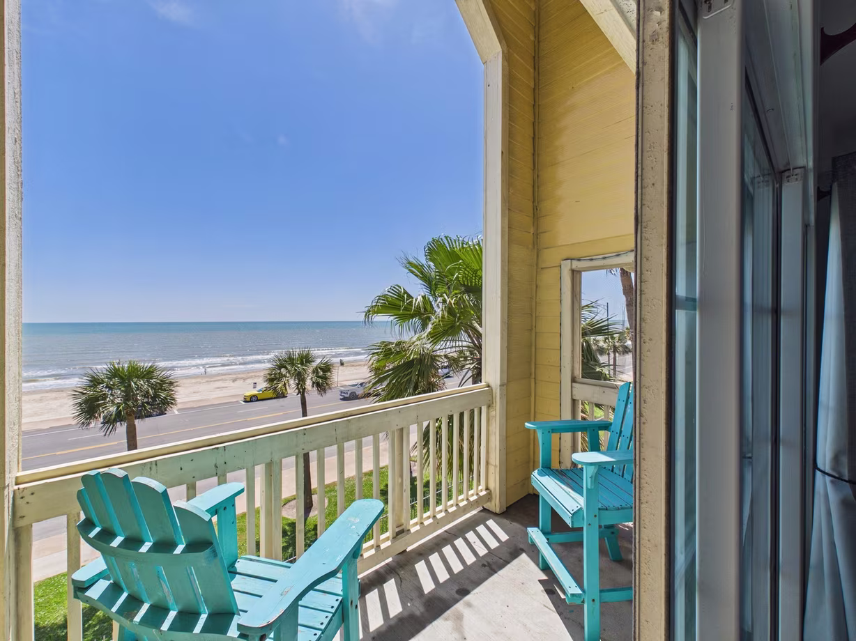 Photo 4 of 7000 Seawall Boulevard 1032, Galveston, TX