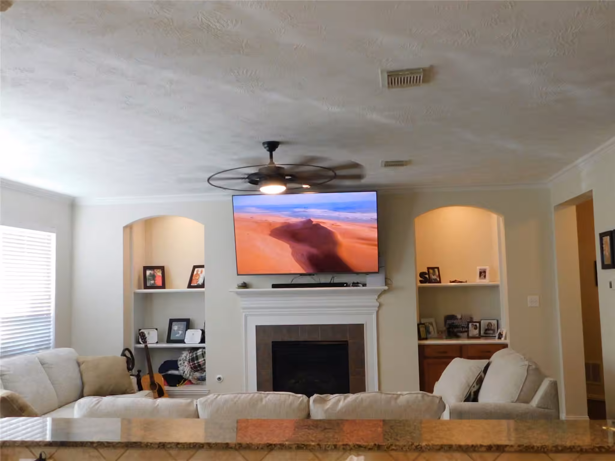 Photo 4 of 1703 Summergate Drive, Conroe, TX