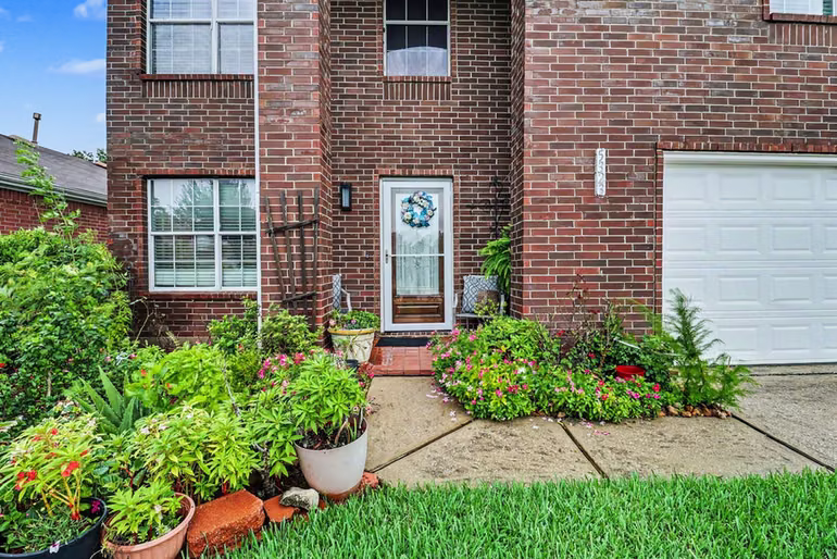 Photo 4 of 5323 Cilantro Lane, Baytown, TX